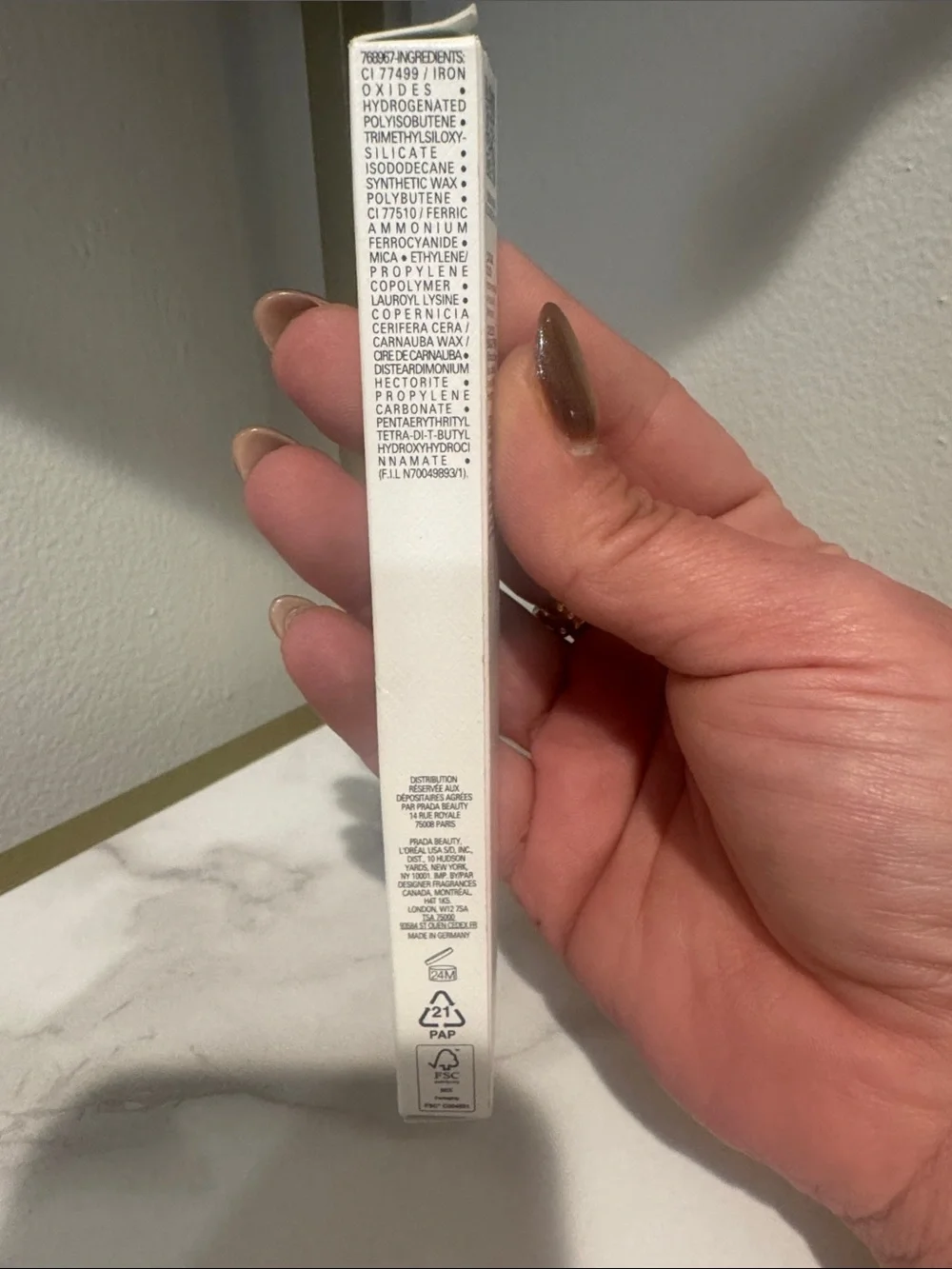 Prada Lines Durable Gliding Eye Pencil